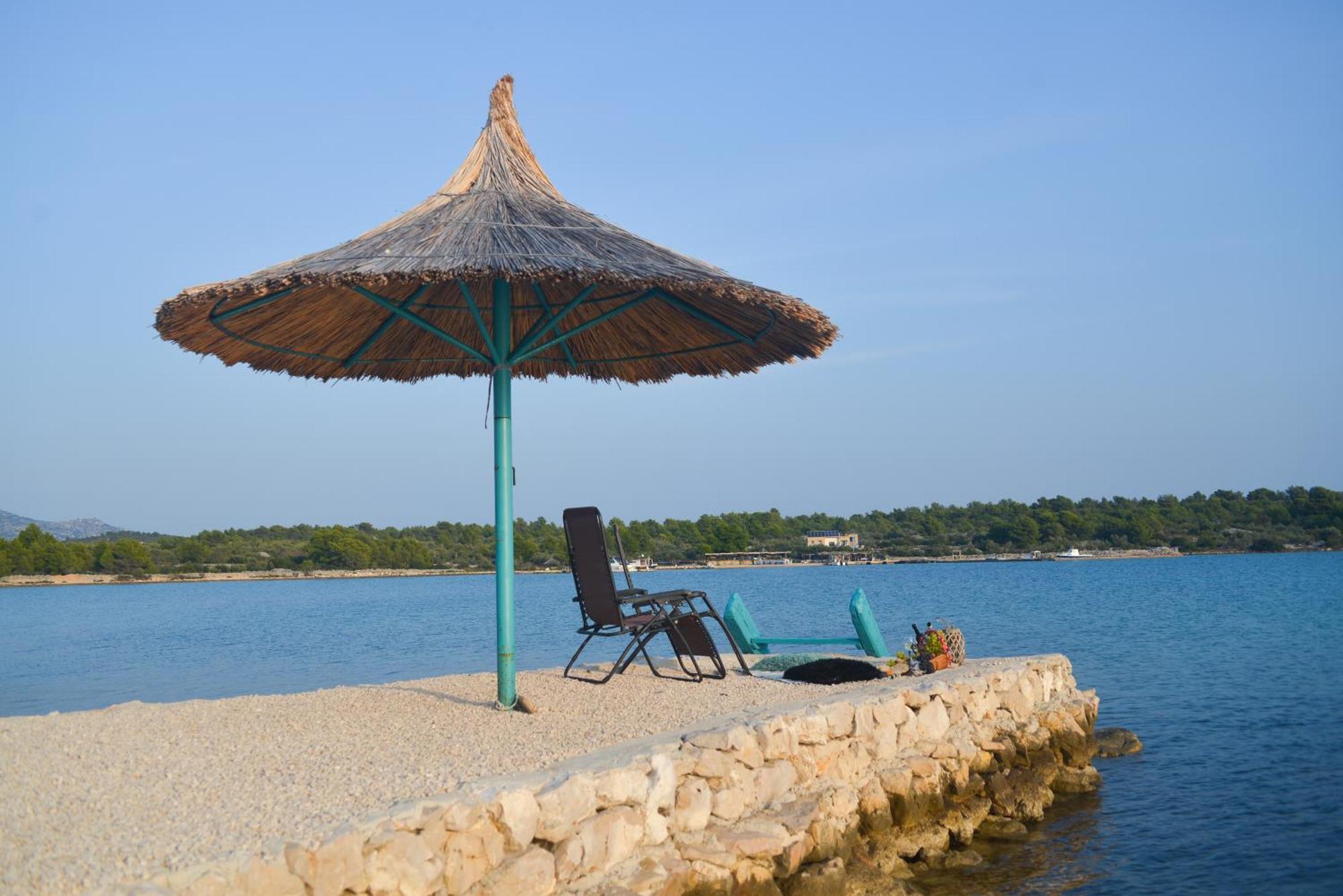 Beach House Marina Grande Betina  Eksteriør bilde